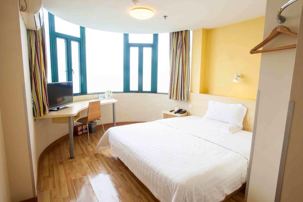 7Days Inn Chengdu Wuda Garden Exterior foto